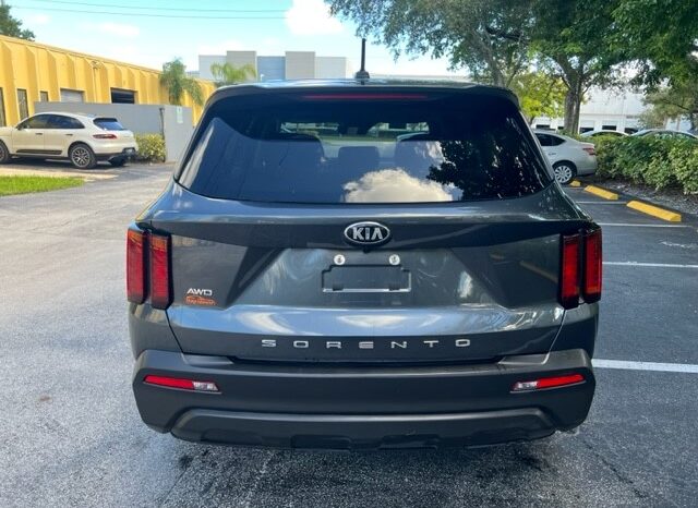 2021 KIA SORENTO. full