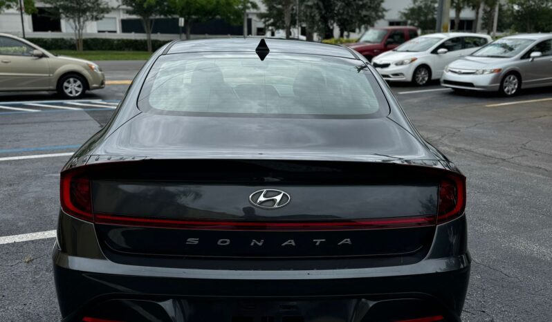 2021 HYUNDAI SONATA SE full